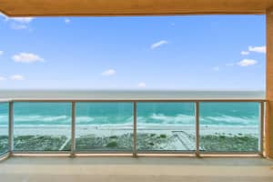 880 MANDALAY AVENUE, CLEARWATER BEACH, FL 33767 Sold 10/22/24