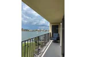 650 ISLAND WAY, CLEARWATER BEACH, FL 33767 - MLS#MFRU8255487