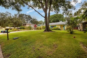 6225 13TH AVENUE, GULFPORT, FL 33707 Sold 10/18/24