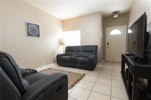 7726 PLANTATION CIRCLE, BRADENTON, FL 34201 Sold 10/04/24