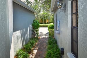 903 SAN CARLOS AVENUE, SAINT PETERSBURG, FL 33702 Sold 08/20/25
