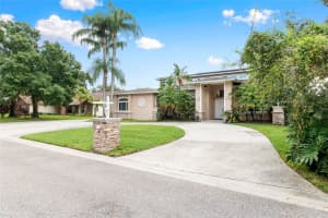 2875 HAMMOCK DRIVE, PLANT CITY, FL 33566 Sold 12/06/24