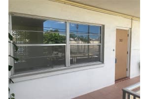 911 WASHINGTON AVENUE, LARGO, FL 33770 Sold 10/17/24