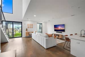 132 MIRROR LAKE DRIVE, SAINT PETERSBURG, FL 33701 Sold 12/19/24