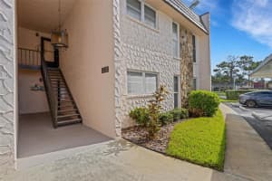 220 ELMWOOD CIRCLE, SEMINOLE, FL 33777 Sold 04/18/25