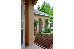637 Astoria Dr, DeLand, FL 32724, Sold 10/26/15