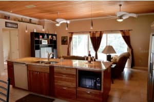 637 Astoria Dr, DeLand, FL 32724, Sold 10/26/15