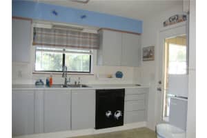 1040 Village Green Rd, DeLand, FL 32720, Sold 08/29/16