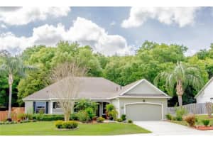 128 Crystal Oak Dr, DeLand, FL 32720, Sold 06/06/16
