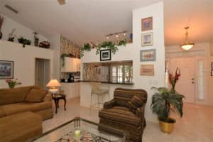 389 Magnolia Springs Ct, DeBary, FL 32713, Sold 05/19/17
