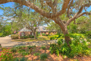 3209 Clear Springs Trail, DeLand, FL 32724, Sold 07/12/17