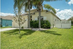 325 Casa Marina Pl, Sanford, FL 32771, Sold 08/31/17