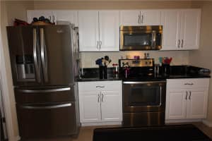 302 Mariners Gate Dr, Edgewater, FL 32141, Sold 01/25/18