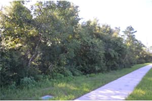 HOWLAND BLVD, DELTONA, FL 32738 - MLS#MFRV4908648