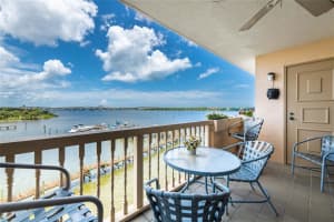 642 Marina Point Dr, Daytona Beach, FL 32114, Sold 02/18/22
