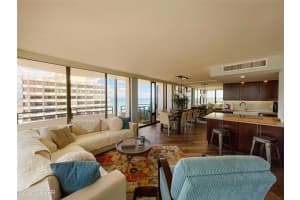 2828 N Atlantic Ave, Daytona Beach, FL 32118, Sold 11/15/21