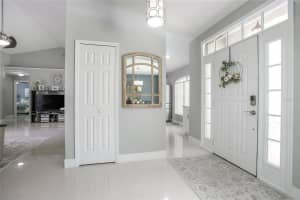 48 Pleasant Hill Dr, DeBary, FL 32713, Sold 11/15/21
