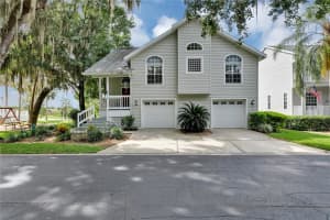 239 River Village Dr, DeBary, FL 32713, Sold 11/12/21