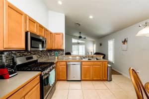 3136 Lindera Dr, Deltona, FL 32725, Sold 10/27/21