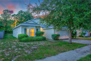 1238 Longville Cir, Tavares, FL 32778, Sold 11/05/21