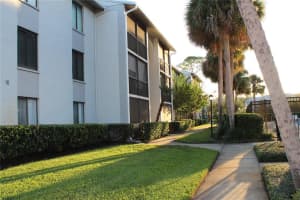 1628 Pine Ridge Cir, Sanford, FL 32773, Sold 12/15/21