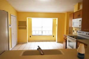 2807 Sunset Ridge St, Deltona, FL 32725, Sold 02/22/22