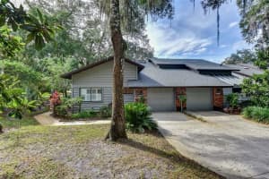 900 Village Green Rd, DeLand, FL 32720, Sold 02/28/22