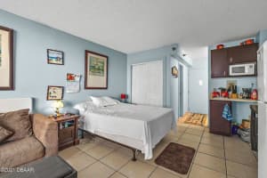 2043 S Atlantic Ave, Daytona Beach Shores, FL 32118, Sold 04/08/22