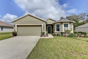 814 Oak Holw Lp, DeLand, FL 32724, Sold 04/14/22