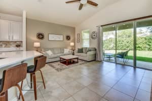 658 Champions Gate Blvd, DeLand, FL 32724, Sold 04/12/22