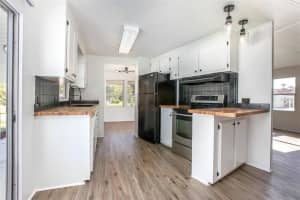 120 Florence Blvd, DeBary, FL 32713, Sold 05/11/22