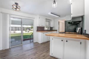 120 Florence Blvd, DeBary, FL 32713, Sold 05/11/22