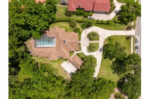 1642 BRIDGEWATER DR, LAKE MARY, FL 32746 Sold 09/02/22