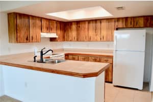 1301 WINDSOR DR #1301, KISSIMMEE, FL 34741 Sold 08/19/22