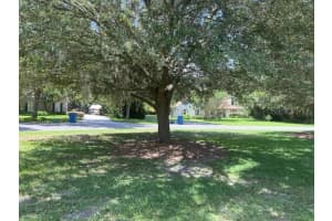 235 CROOKED TREE TRL, DELAND, FL 32724 Sold 07/07/22