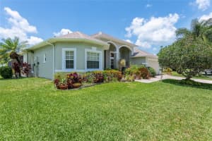 2438 HURON CIR, KISSIMMEE, FL 34746 Sold 07/26/22