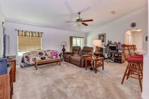 615 CYPRESS OAK CIR, DELAND, FL 32720 Sold 09/27/22