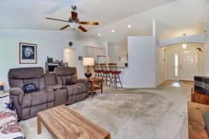 615 CYPRESS OAK CIR, DELAND, FL 32720 Sold 09/27/22