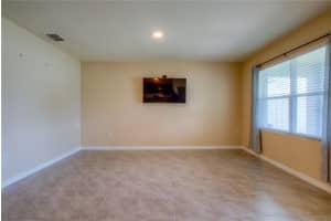 368 SPRUCE PINE DR, DEBARY, FL 32713 Sold 10/13/22