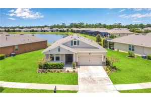 692 E VICTORIA TRAILS BLVD, DELAND, FL 32724 Sold 08/16/22