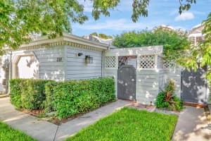 218 N Lincoln Ave, Tampa, FL 33609, Sold 09/19/22