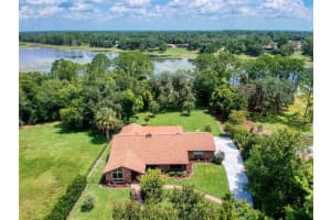2088 GOLDEN ARM RD, DELTONA, FL 32738 Sold 08/31/22