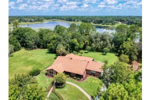 2088 GOLDEN ARM RD, DELTONA, FL 32738 Sold 08/31/22