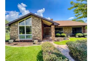 2088 GOLDEN ARM RD, DELTONA, FL 32738 Sold 08/31/22