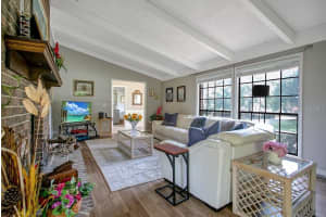 605 Black Ironwood Dr, DeLand, FL 32724, Sold 09/27/22