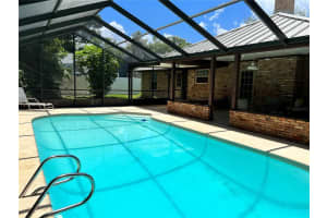 305 RIO PINAR DR, ORMOND BEACH, FL 32174 Sold 08/18/22