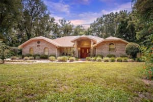 986 TORCHWOOD DR, DELAND, FL 32724 Sold 10/28/22