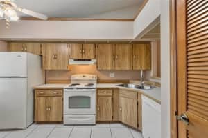 931 Meadow View Dr, Port Orange, FL 32127, Sold 12/06/22