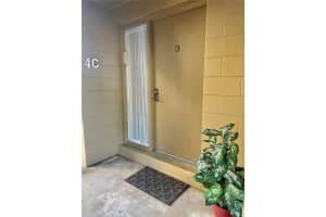 120 Hibiscus Woods Ct, Deltona, FL 32725, Sold 10/28/22