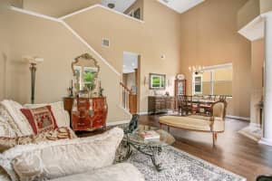906 CARLYLE LN, DELAND, FL 32724 Sold 02/03/23